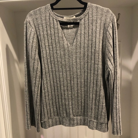 Hippie Love Gray V-Neck Sweater! Soft! - Picture 2 of 8